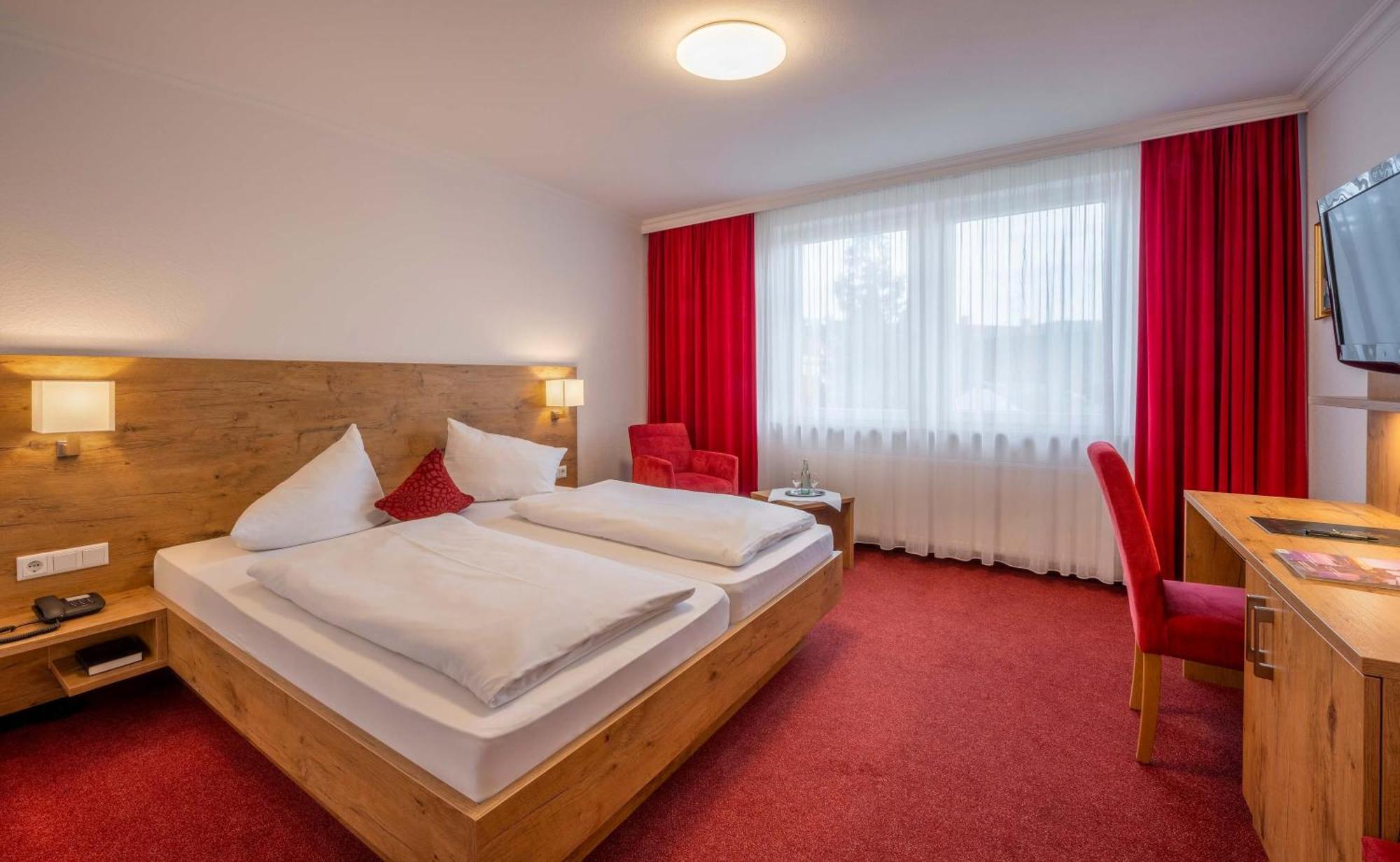 Hotel Krone Rielasingen-Worblingen Exteriör bild