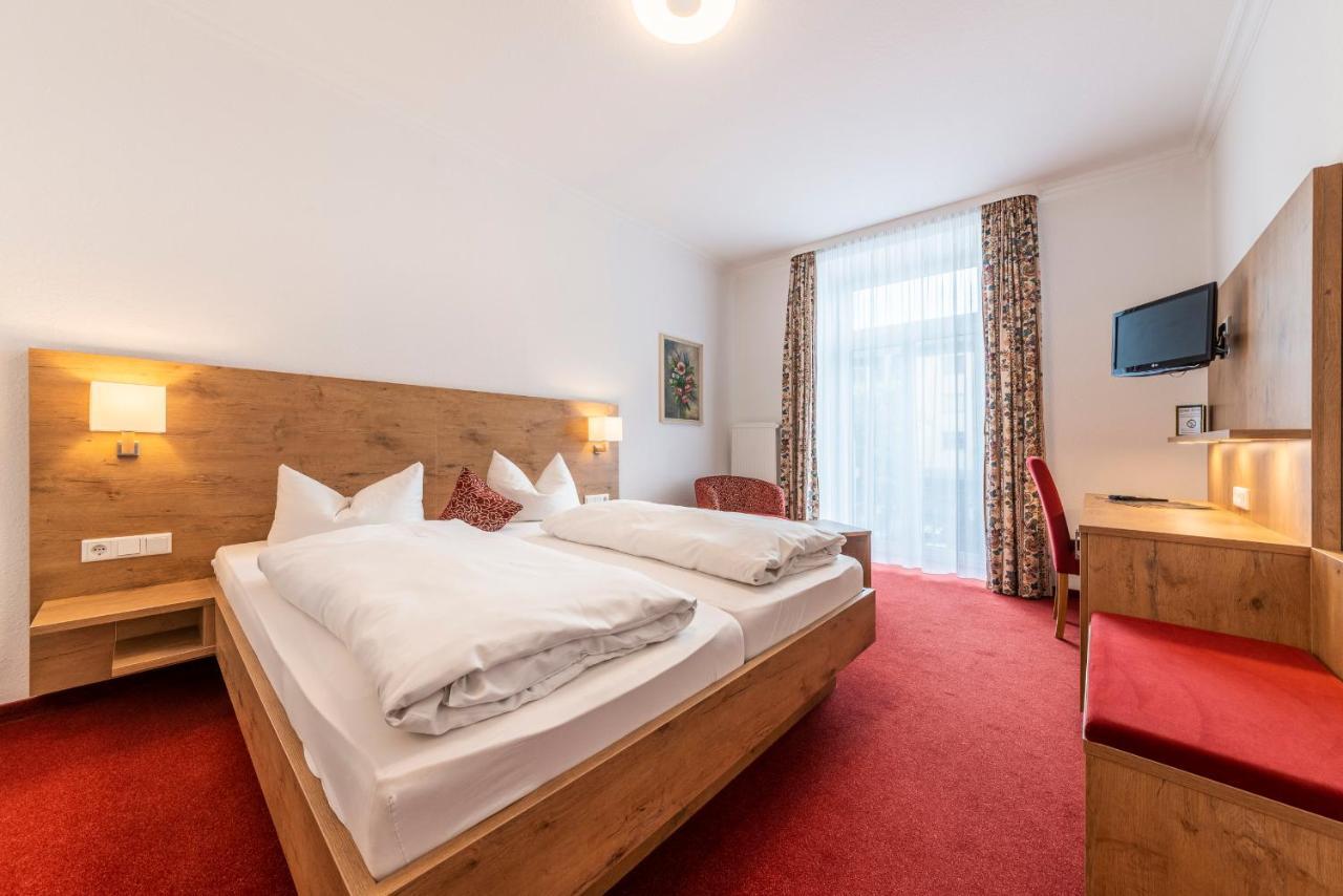 Hotel Krone Rielasingen-Worblingen Exteriör bild