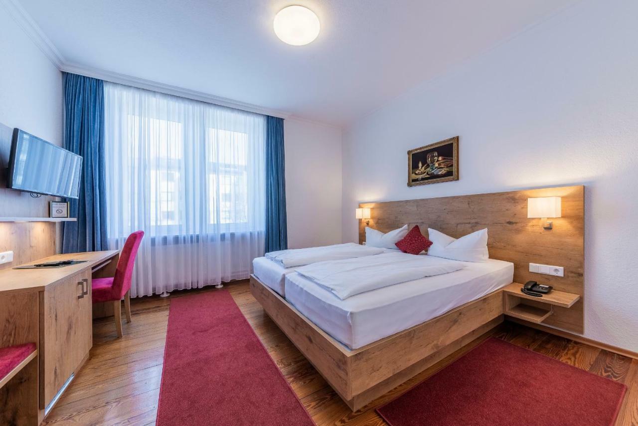Hotel Krone Rielasingen-Worblingen Exteriör bild